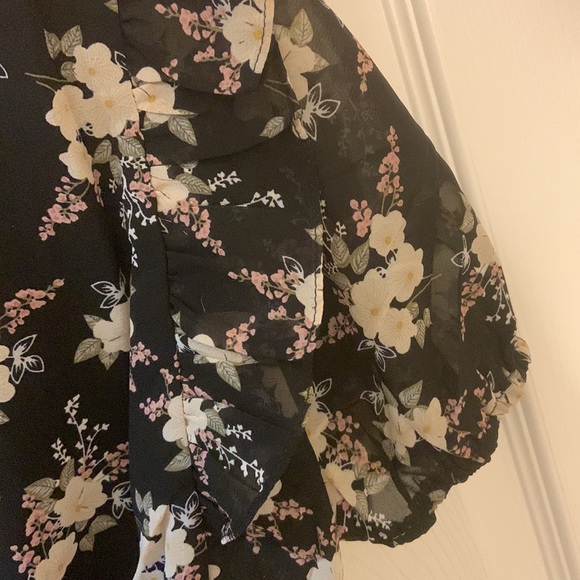NWOT Magnolia Boutique Blouse - Picture 4 of 7